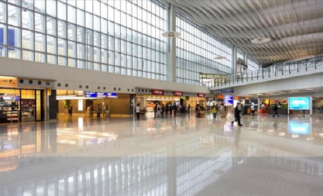 香港延長(zhǎng)非本地居民從外地到港的入境限制