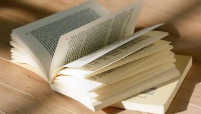 香港居民在內(nèi)地公證處辦理贈(zèng)與房產(chǎn)給親屬需要什么手續(xù)？