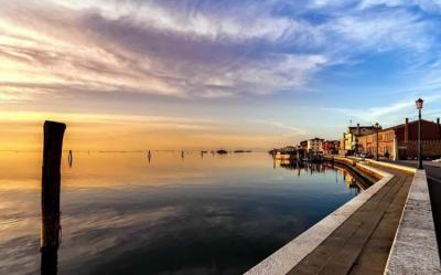 在港辦理的離婚絕對判令遺失了，需要如何補(bǔ)領(lǐng)且做公證用于內(nèi)地再婚？