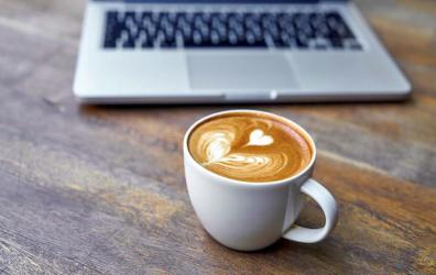 香港結(jié)婚證公證用于在內(nèi)地給父母申請單程證來港團(tuán)聚居留簽證