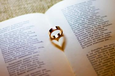 中國公民在美國紐約結(jié)婚現(xiàn)要在國內(nèi)買房怎么辦理美國結(jié)婚證翻譯公證認(rèn)證？