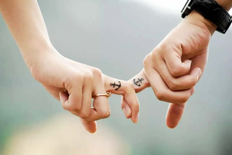 香港人和澳門人結(jié)婚，現(xiàn)要出售內(nèi)地名下的房產(chǎn)怎么辦理香港結(jié)婚證公證？ 