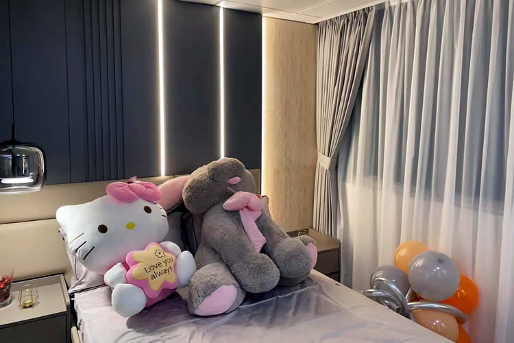 中國內(nèi)地出生現(xiàn)是香港身份，現(xiàn)要在澳門結(jié)婚怎么辦理中英文出生公證書呢？