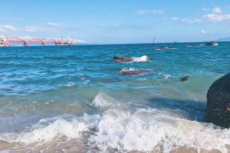 內(nèi)地人在香港離婚后現(xiàn)要在河南省洛陽(yáng)市再婚怎么公證離婚證呢？