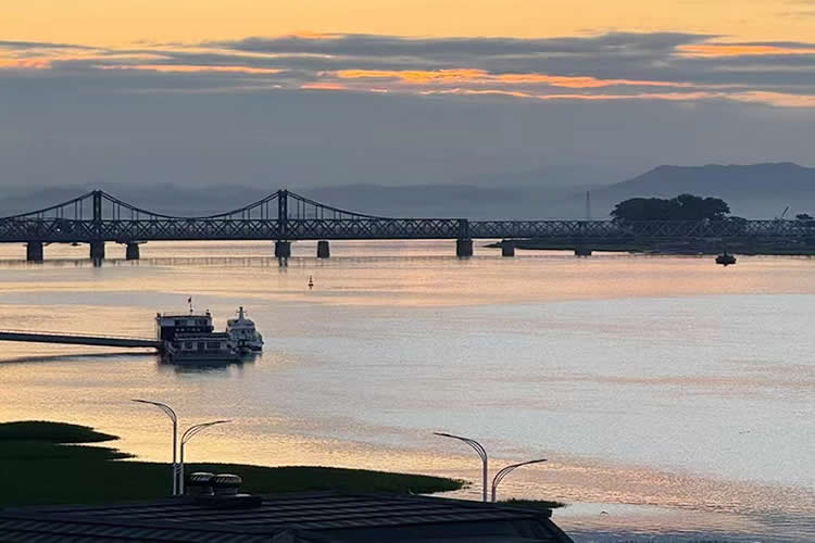 香港結婚證公證用于在內(nèi)地證實夫妻關系辦理配偶死亡公證書