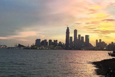 要繼承離異父親生前在內(nèi)地的房產(chǎn)怎么辦理香港親屬關(guān)系及遺囑狀況聲明書公證呢？